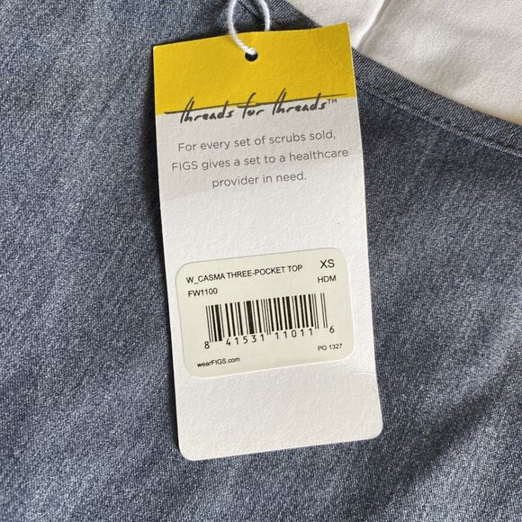 Figs Technical Collection Casma 3 Pocket Scrub Top Chambray Blue Women XS V-Neck - Picture 4 of 11